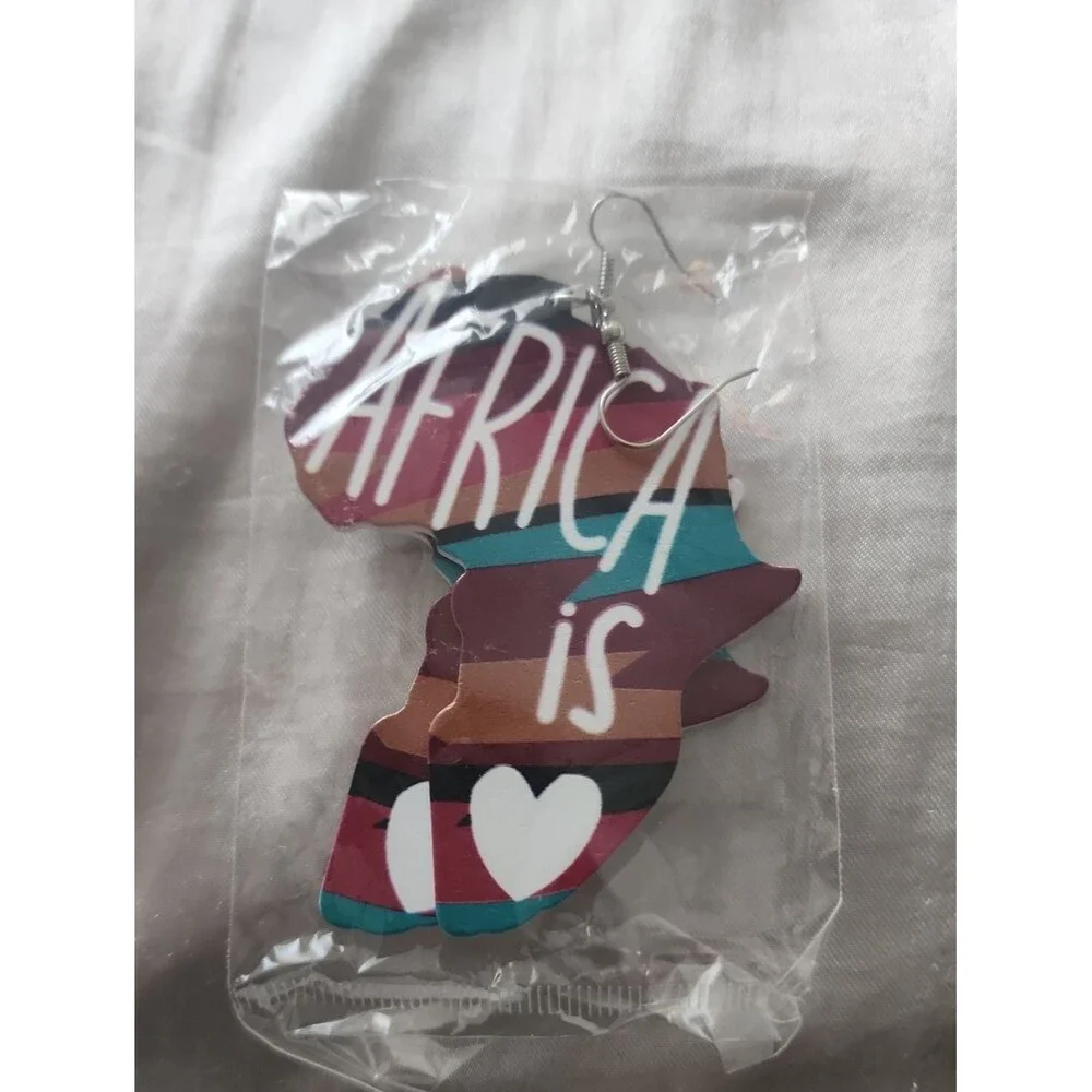 3 for $18 NWT Real Wood African Pierced Earrings 1 1/2 Inches